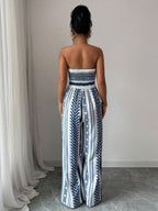 👗 Geometric Jumpsuit with Halter Neckline & Side Slit – Unique print & elastic back