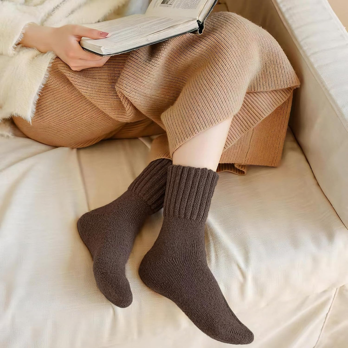 💖 Women's Solid Mid-calf Socks