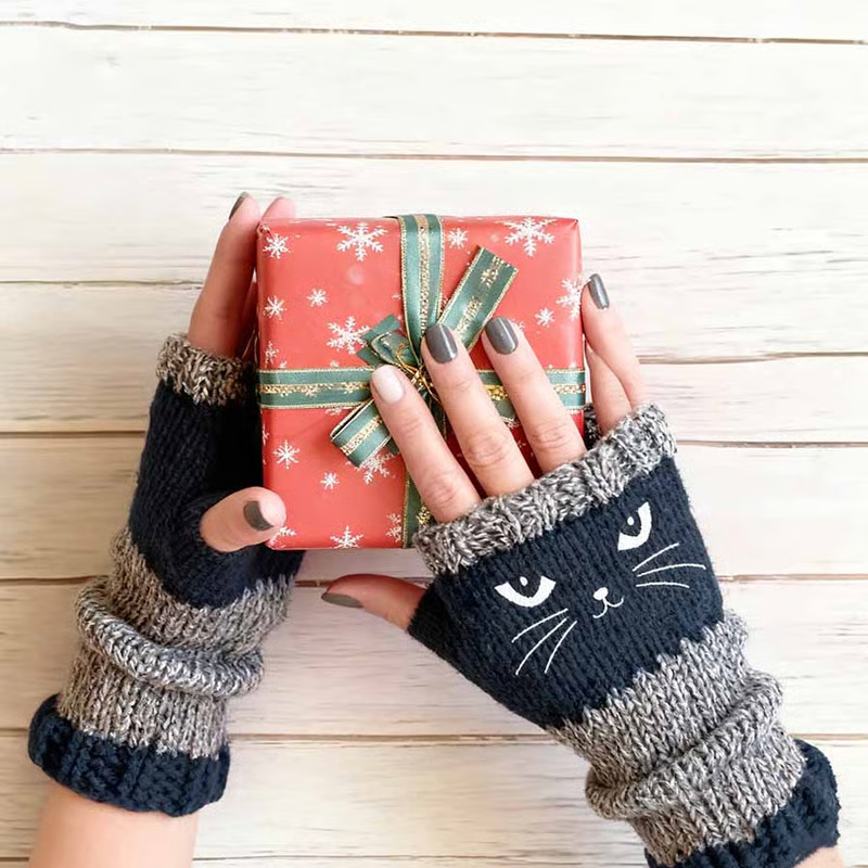 🐱 Cute Women’s Knitted Cat Gloves — For Warm Hands & Free Fingers🧶