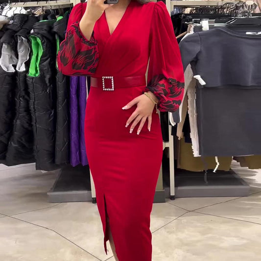 Elegante Vestido de Mujer con Escote en V en Rojo