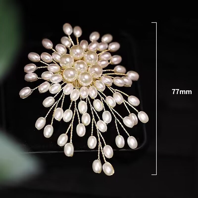 Ladies' High-end Exquisite Handmade Pearl Brooch