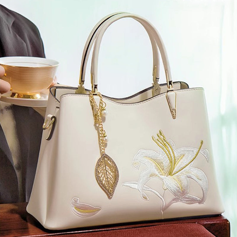 🌸Meet Mother's Day Discount 50%🌸Women's Elegant Embroidered Lily Handbag Gift Box