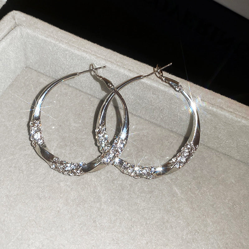 Luxury Twisted Rhinestone Earrings – Elegant, Sparkling & Timeless